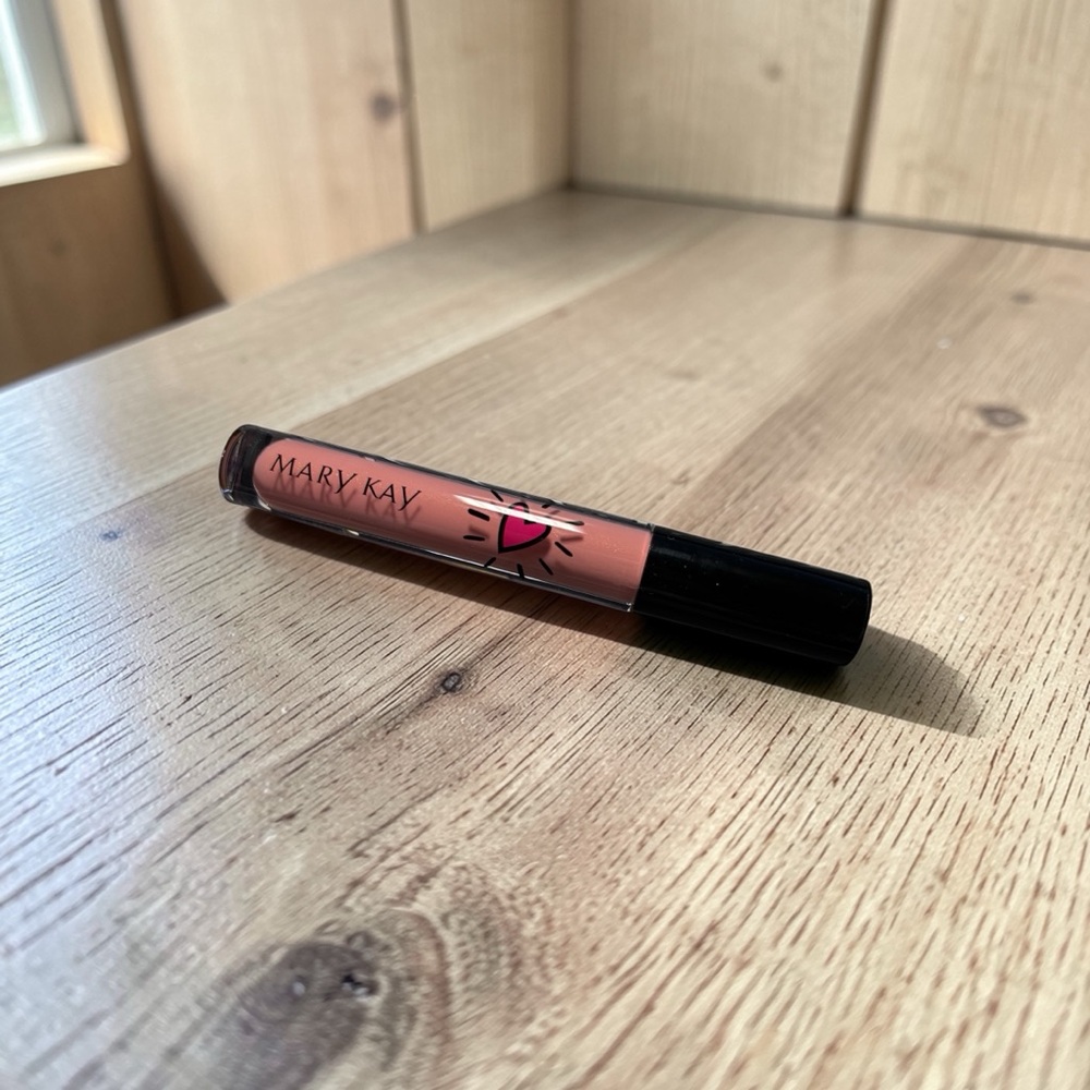 Mary Kay Unlimited Lip Gloss Confident Pink Shimmer Lip Gloss NIB